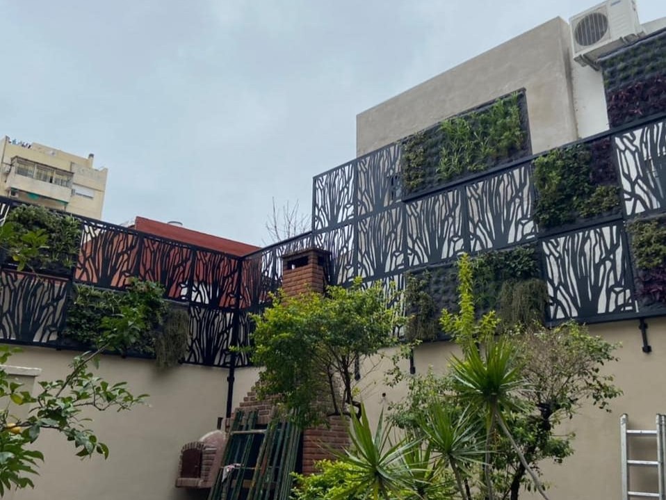 Jardín vertical, Colaboracion con Taman paisajismo